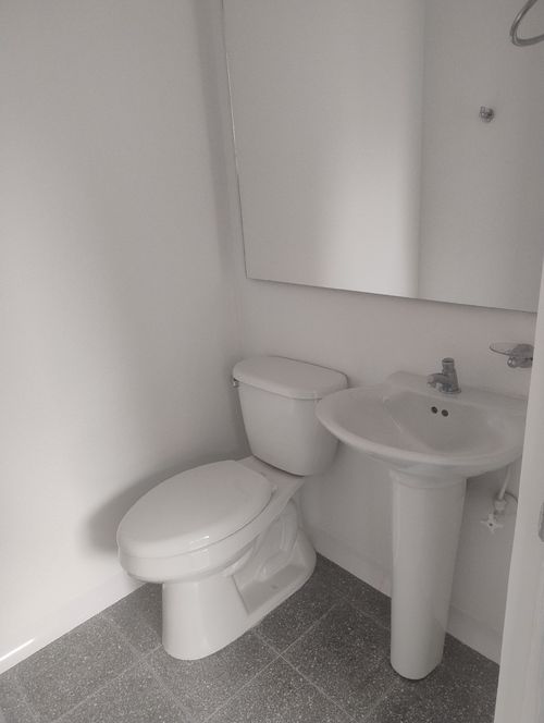 Consultorio en arriendo en Cuarta Brigada, Medellín, 30 m² · foto 11 de 13