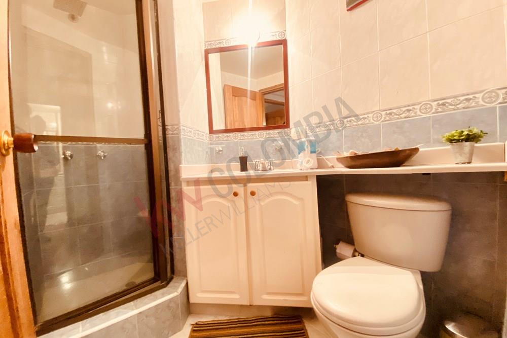 Apartamento en venta en Santa Barbara, Bogotá · foto 19 de 24