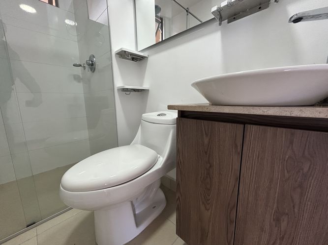 Apartamento de 3 alcobas en arriendo en Altos Del Poblado, Medellín, 90 m² · foto 8 de 17