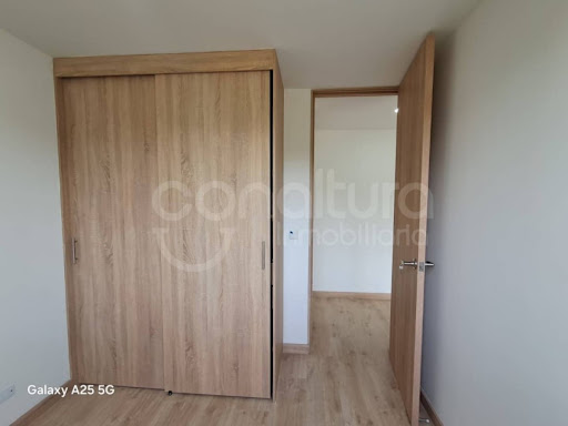 Apartamento en arriendo en Loma De San Jose, Sabaneta · foto 7 de 13