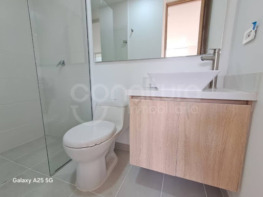 Apartamento en arriendo en Loma De San Jose, Sabaneta · foto 11 de 13