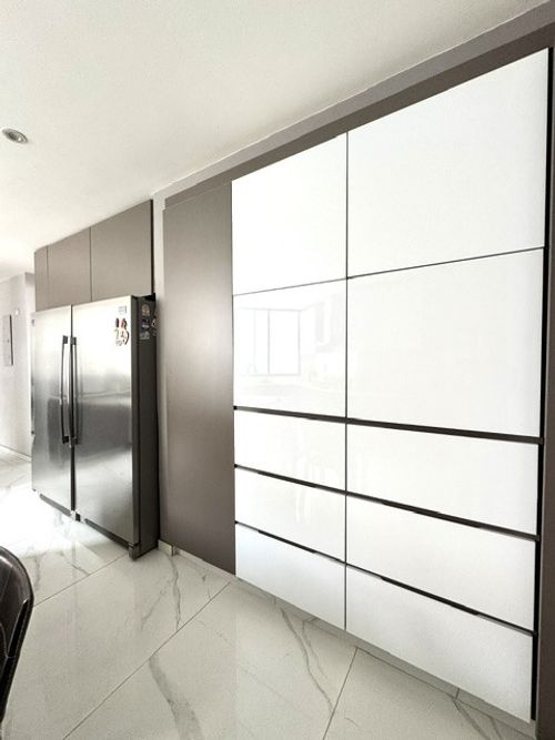 Apartamento de 3 alcobas en arriendo en Santa Barbara, Bogotá, 294 m² · foto 9 de 24