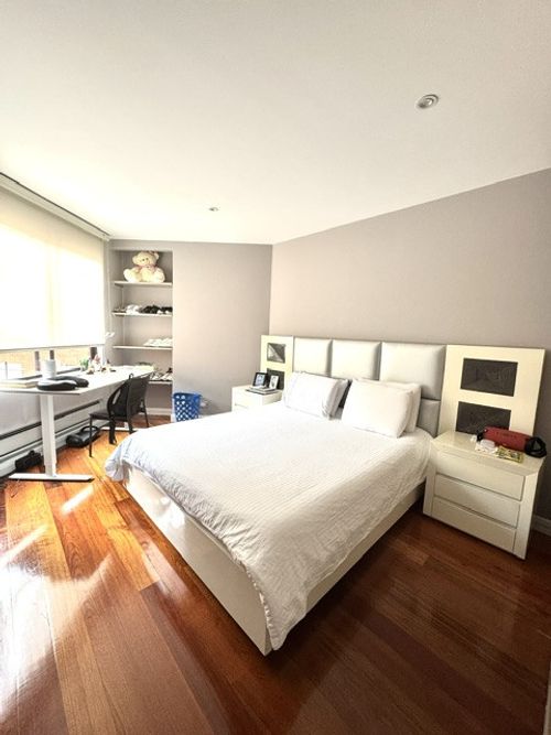 Apartamento de 3 alcobas en arriendo en Santa Barbara, Bogotá, 294 m² · foto 16 de 24