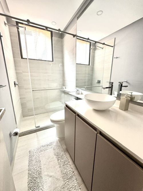 Apartamento de 3 alcobas en arriendo en Santa Barbara, Bogotá, 294 m² · foto 17 de 24