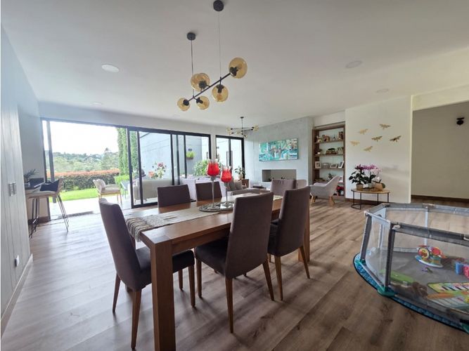 Finca en venta en El Retiro, 310 m² · foto 6 de 24