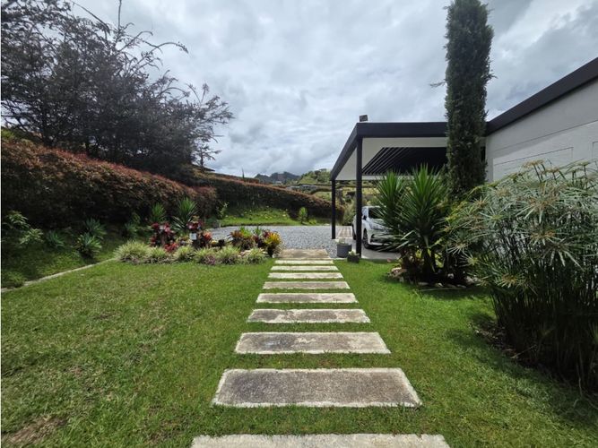 Finca en venta en El Retiro, 310 m² · foto 16 de 24
