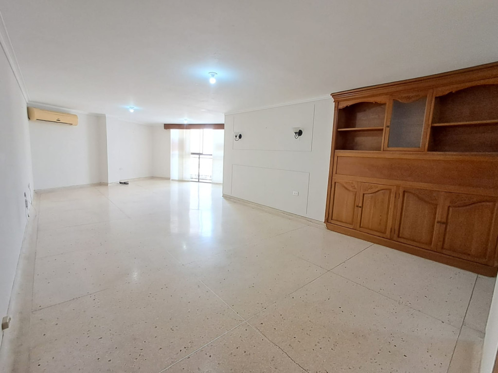 Apartamento en venta en Altos De Riomar, Barranquilla · foto 3 de 16