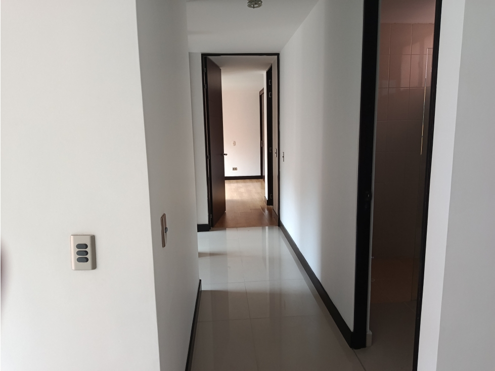 Apartamento en venta en Camino Verde, Envigado · foto 13 de 22