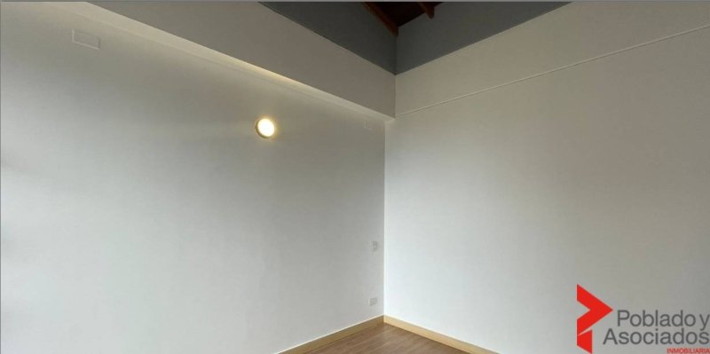 Apartamento en venta en Loma Del Esmeraldal, Envigado · foto 6 de 19