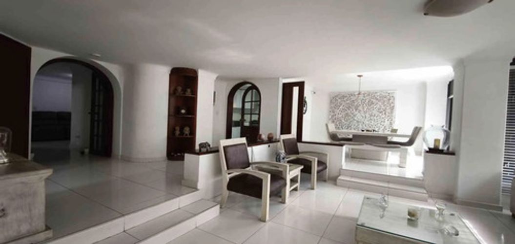 Apartamento de 3 alcobas en venta en Ciudad Jardin, Cali, 169 m² · foto 7 de 12