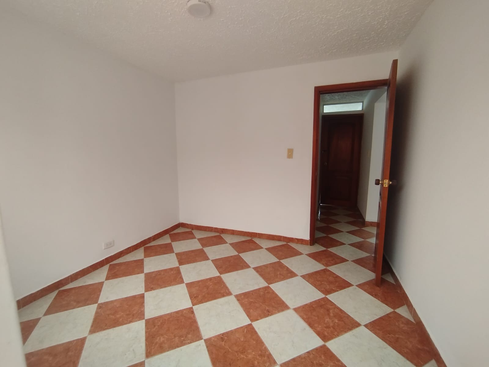 Casa en venta en La Estrella, Chía · foto 5 de 24