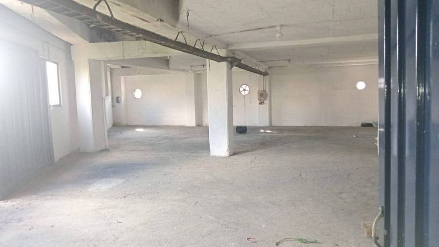 Bodega en arriendo en Laureles, Medellín, 150 m² · foto 6 de 7