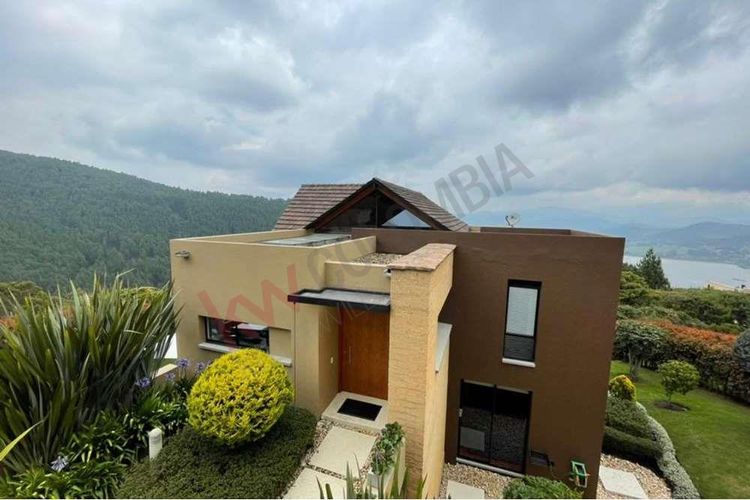 Casa de 3 alcobas en venta en Paramo, La Calera, 324 m² · foto 2 de 24