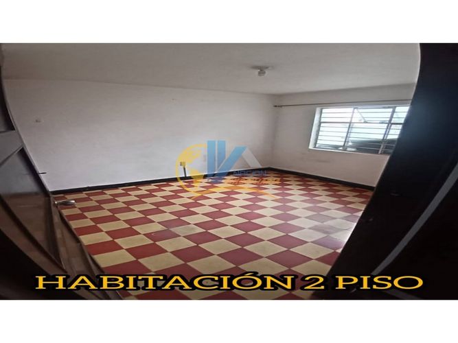 Casa de 10 alcobas en venta en Rio Prado, Girón, 150 m² · foto 9 de 9