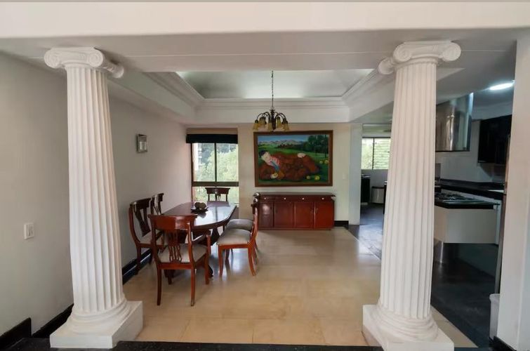 Apartamento en venta en El Poblado, Medellín · foto 9 de 18
