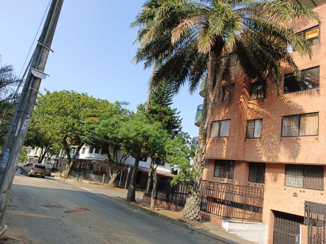 Apartamento de 11 alcobas en venta en Ciudad Capri, Cali, 281 m² · foto 4 de 5