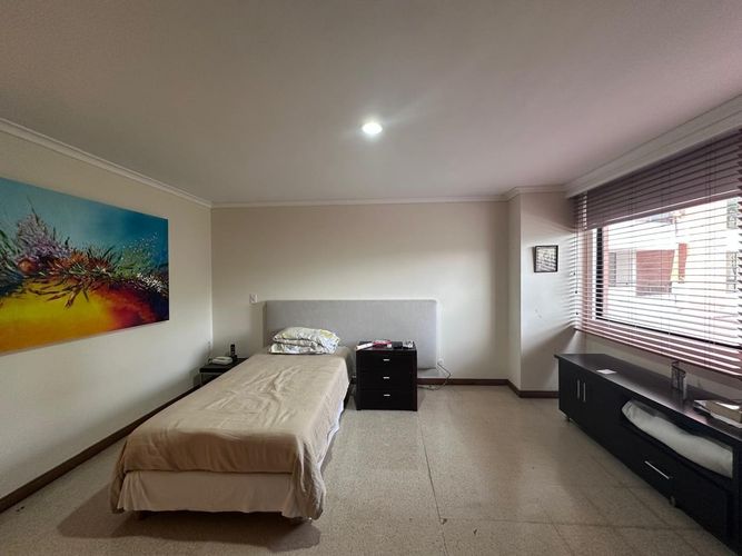 Apartamento de 3 alcobas en arriendo en San Lucas, Medellín, 145 m² · foto 8 de 17