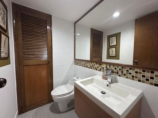 Apartamento de 3 alcobas en arriendo en San Lucas, Medellín, 145 m² · foto 17 de 17