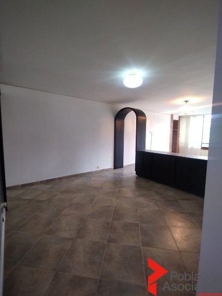 Apartamento en venta en Milla De Oro, Medellín · foto 2 de 24
