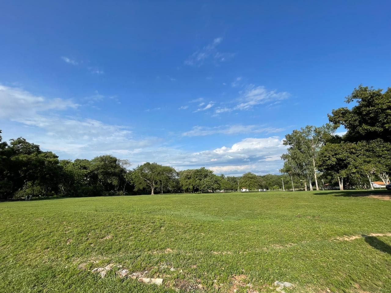 En venta 18.129 m2 de terreno - Zona Aqua Terra. Luque. - foto 4