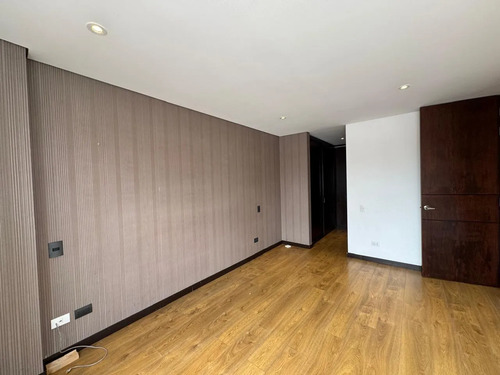 Apartamento en venta en Santa Barbara, Bogotá · foto 10 de 12