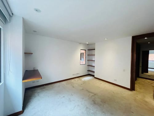 Apartamento de 3 alcobas en venta en Chapinero, Bogotá, 230 m² · foto 4 de 12