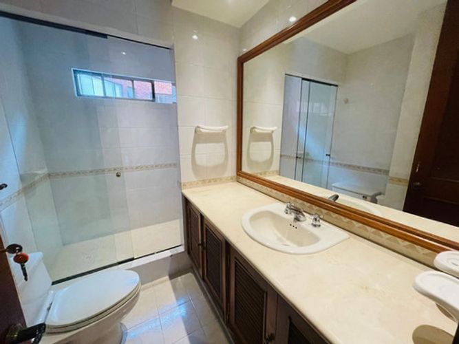 Apartamento de 3 alcobas en venta en Chapinero, Bogotá, 230 m² · foto 10 de 12