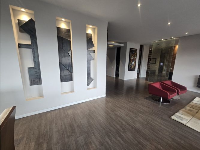 Apartamento de 3 alcobas en venta en Santa Paula, Bogotá, 246 m² · foto 7 de 24
