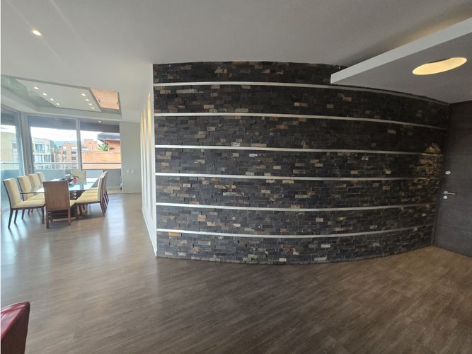 Apartamento de 3 alcobas en venta en Santa Paula, Bogotá, 246 m² · foto 8 de 24
