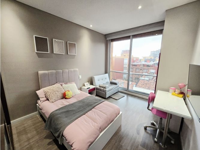 Apartamento de 3 alcobas en venta en Santa Paula, Bogotá, 246 m² · foto 20 de 24