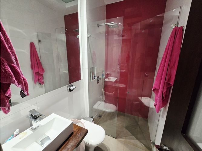 Apartamento de 3 alcobas en venta en Santa Paula, Bogotá, 246 m² · foto 21 de 24