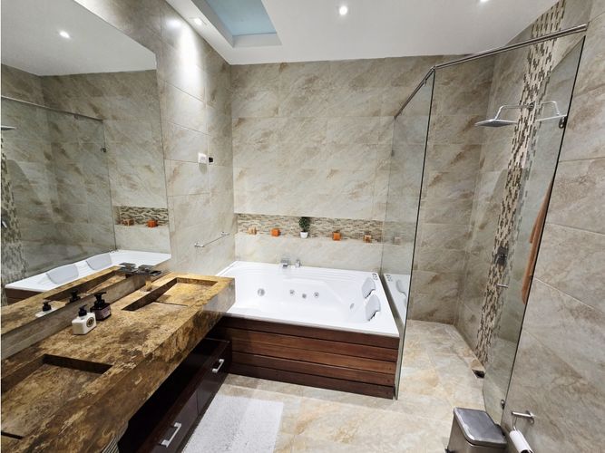 Apartamento de 3 alcobas en venta en Santa Paula, Bogotá, 246 m² · foto 22 de 24