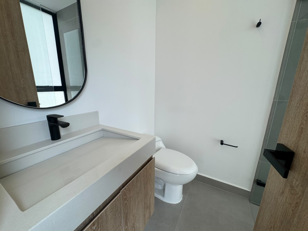 Apartamento en arriendo en Castropol, Medellín · foto 9 de 14