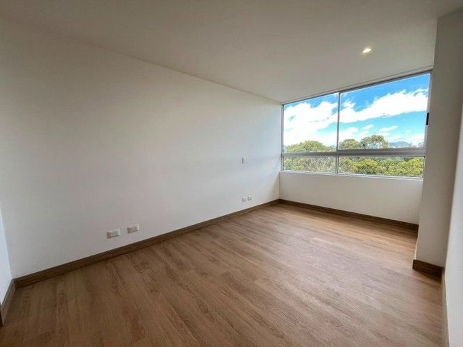 Apartamento de 2 alcobas en arriendo en El Porvenir, Rionegro, 74 m² · foto 10 de 15