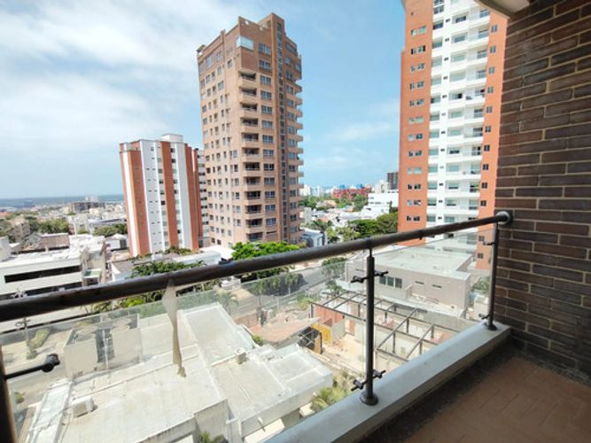 Apartamento en venta en Altos De Riomar, Barranquilla · foto 4 de 12