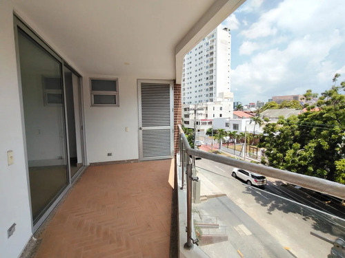 Apartamento en venta en Altos De Riomar, Barranquilla · foto 2 de 10