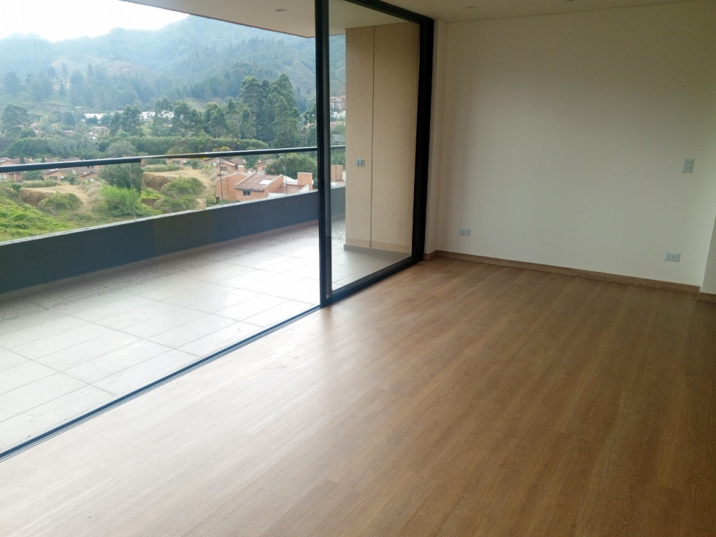 2BR Apartment in El carmen (76 m²) - 3
