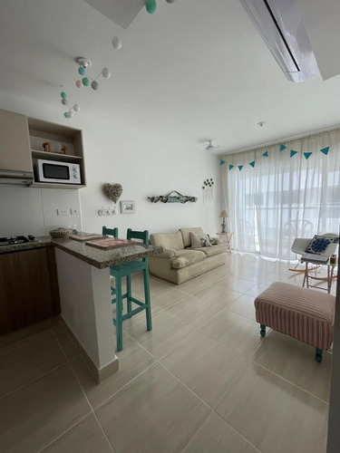 Apartamento en venta en El Laguito, Cartagena · foto 7 de 12