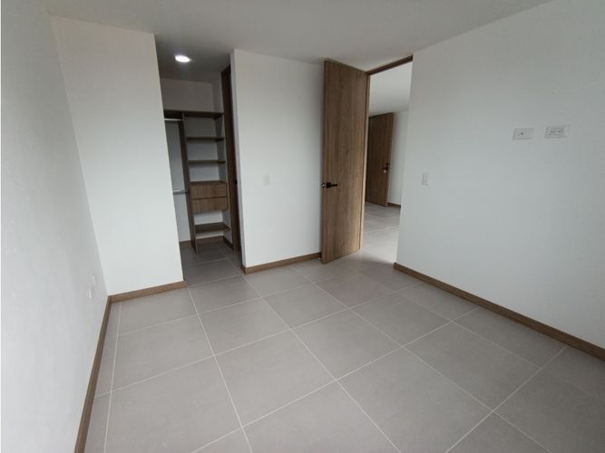 Apartamento de 1 alcoba en venta en La Ceja, 47 m² · foto 11 de 13