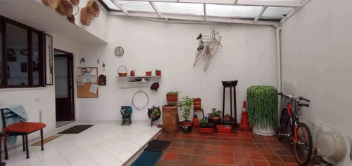 Casa en venta en Santa Barbara, Bogotá · foto 7 de 12
