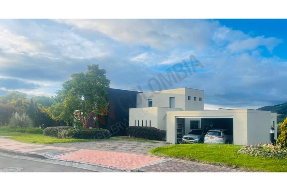 Casa en arriendo en Conjunto Casa De Campo, La Calera · foto 16 de 24