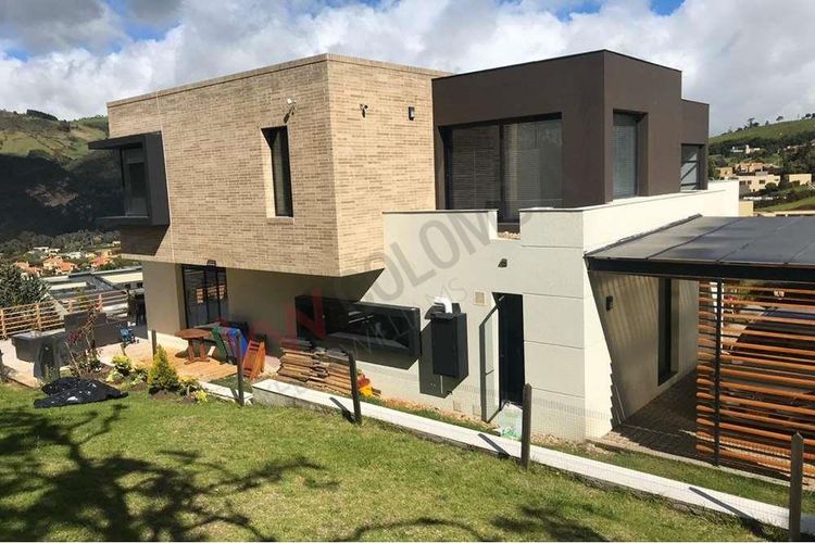 Casa en venta en Conjunto Casa De Campo, La Calera · foto 2 de 24