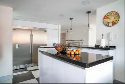 Apartamento de 3 alcobas en venta en Chico Norte, Bogotá, 227 m² · foto 8 de 12