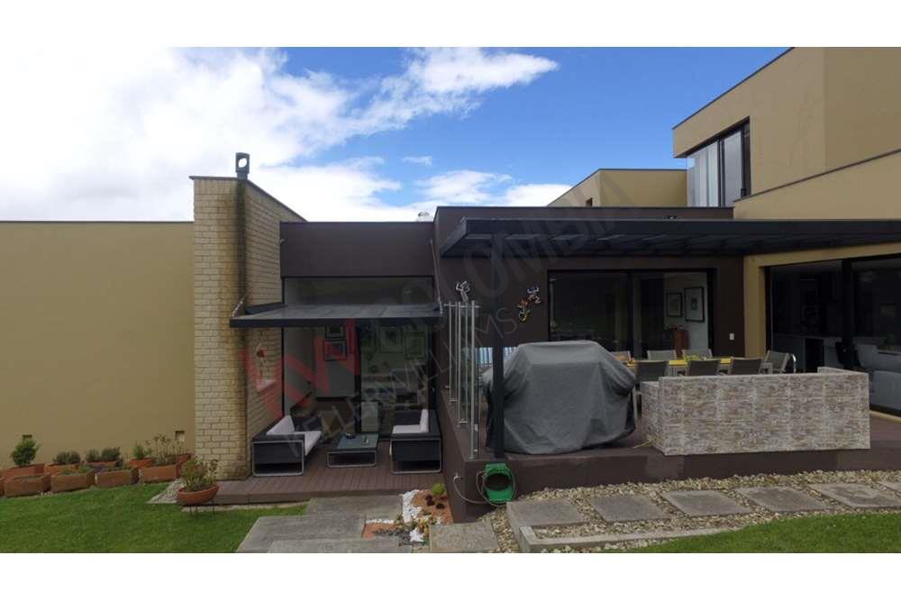 Casa en venta en Conjunto Casa De Campo, La Calera · foto 2 de 24