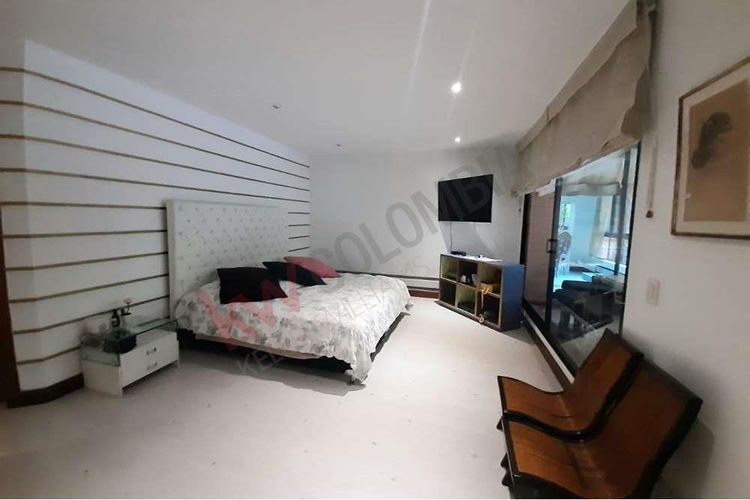 Apartamento de 4 alcobas en venta en Paramo, Bogotá, 467 m² · foto 2 de 22
