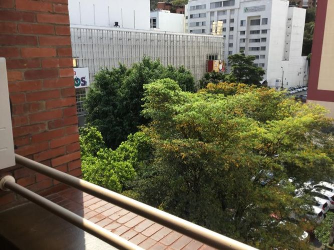 Oficina en arriendo en Centenario, Cali, 21 m² · foto 6 de 10