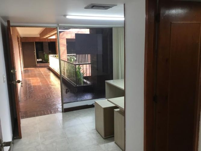 Oficina en arriendo en Centenario, Cali, 21 m² · foto 8 de 10