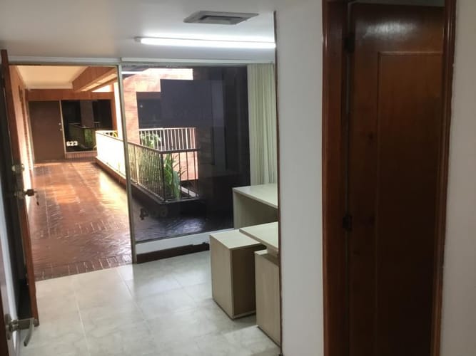 Oficina en arriendo en Centenario, Cali, 21 m² · foto 9 de 10