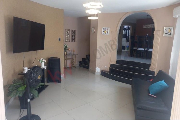 Casa de 4 alcobas en venta en Ciudad Jardin, Barranquilla, 199 m² · foto 4 de 24
