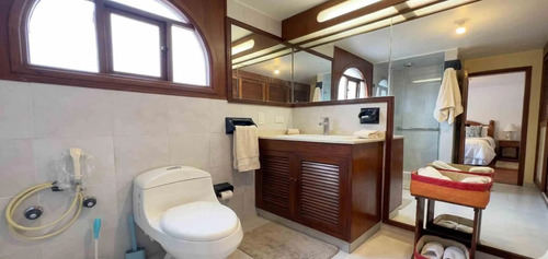 Casa en venta en San Jose De Bavaria, Bogotá · foto 7 de 12